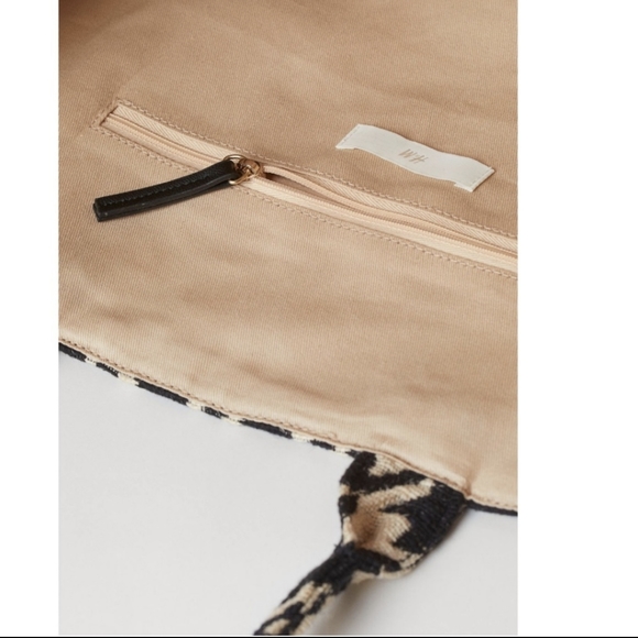 H&M Jacquard Weave Handbag - Picture 4 of 6